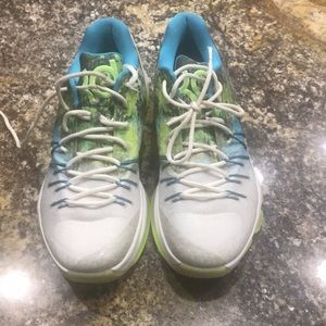 KD’s Glow in the dark